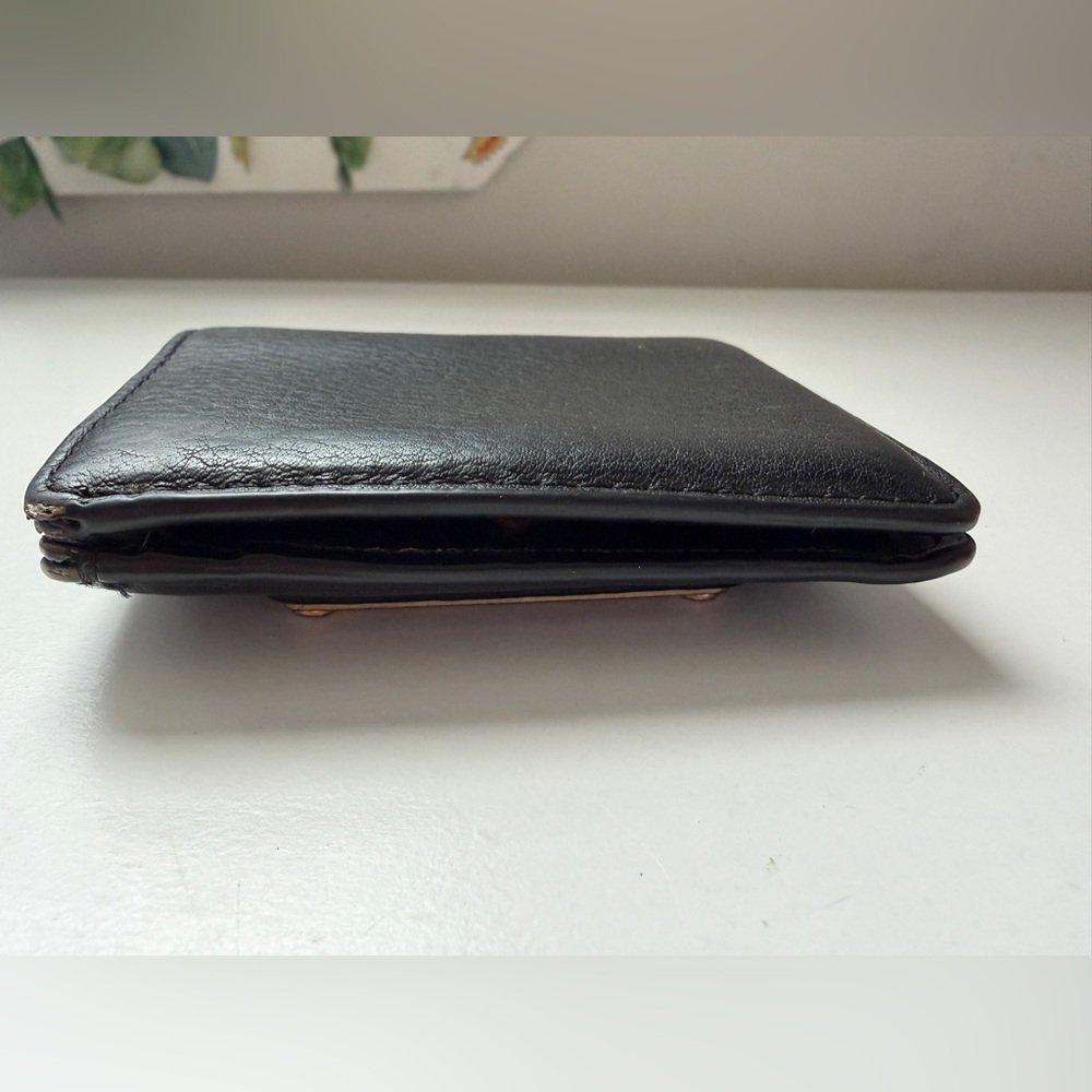 Marc Jacobs Classic Open Face Leather Billfold Wallet - Picture 16 of 16